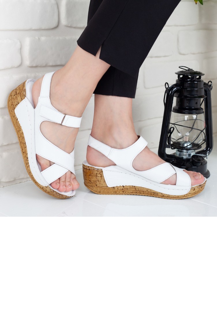 Derimiss Kadın Dolgu Topuklu Sandalet A172Ytrk0017002 Beyaz Deri | Sefamerve