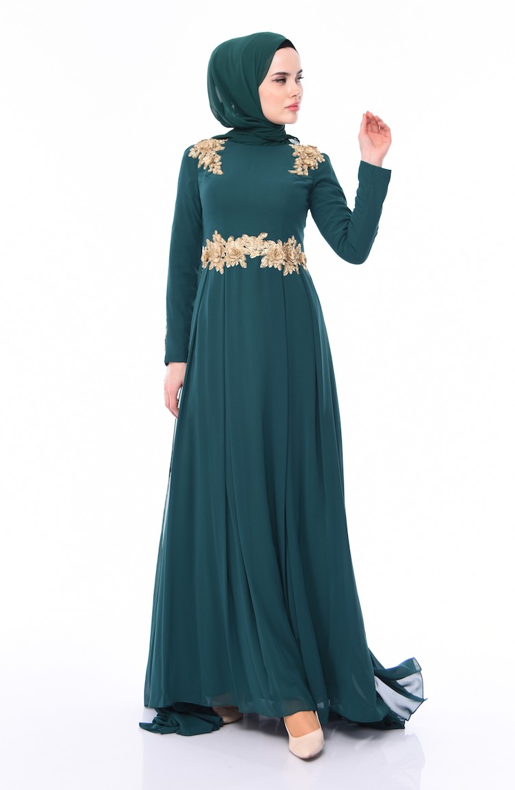 فستان سهرة شيفون بتفاصيل من الدانتيل 4546-03 لون أخضر زمردي 4546-03 |  Sefamerve