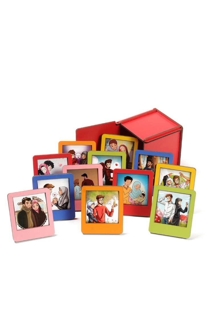 Ahşap Kutulu 12 Fotoğraflı Mini Polaroid Çerçeveler CE03-01 Renkli |  Sefamerve