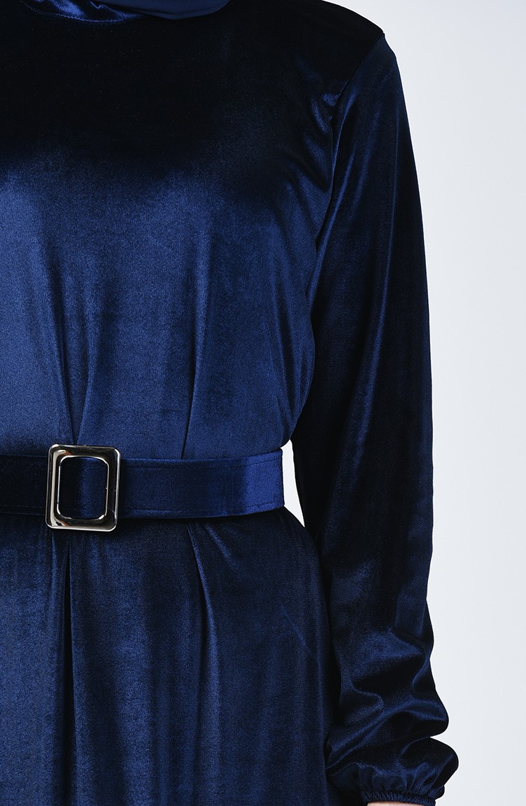 فستان بقماش قطيفة وحزام خصري لون الازرق 5557-10 | Sefamerve