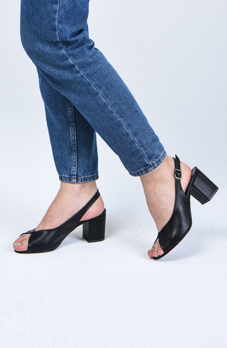 Black High-Heel Shoes 9051-06 | Sefamerve