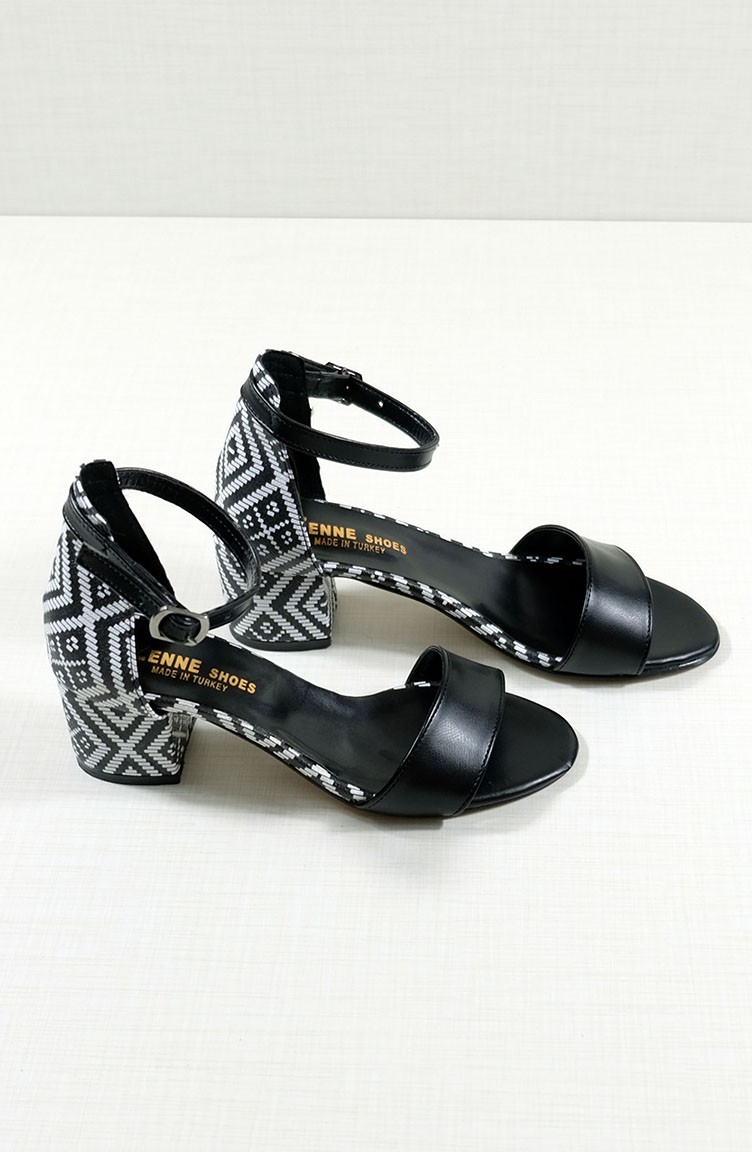 Bayan Tek Bant Topuklu Ayakkabı 1400-01 Siyah Beyaz | Sefamerve
