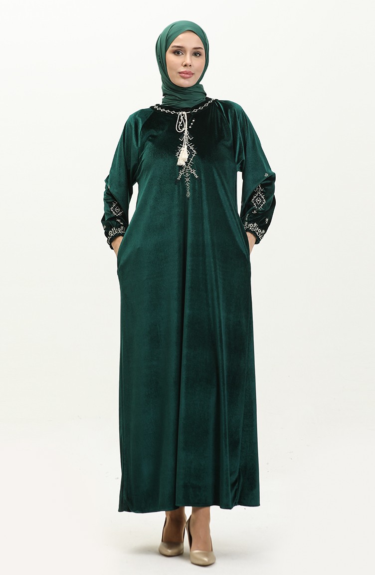 Büyük Beden Nakışlı Kadife Elbise 24K9058-01 Zümrüt Yeşili | Sefamerve